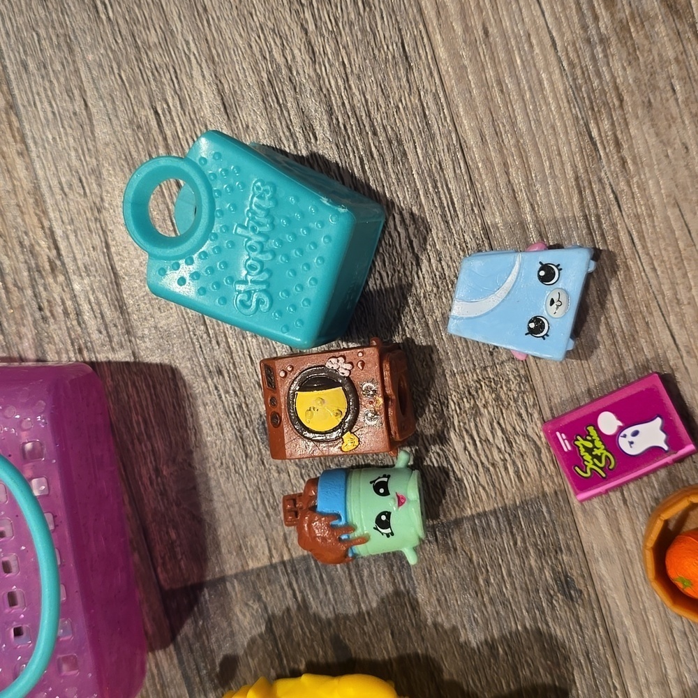 SHOPKINS‎ Small Lot of Shopkins​ - Picture 2 of 11
